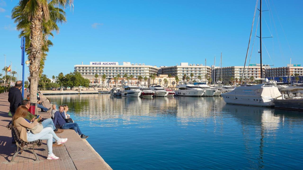 Stylish & Spacious Family Apartment Near Beach & Vibrant Historic Market Αλικάντε Εξωτερικό φωτογραφία