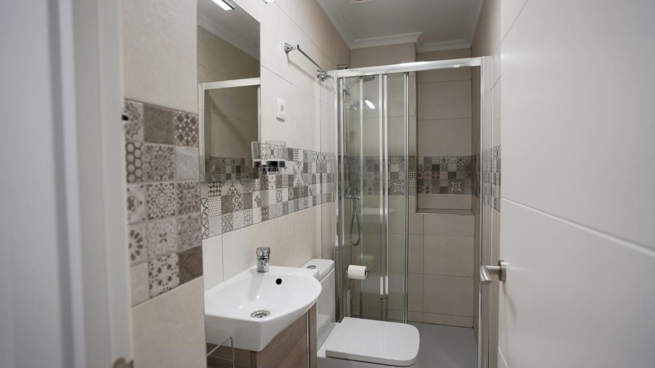 Stylish & Spacious Family Apartment Near Beach & Vibrant Historic Market Αλικάντε Εξωτερικό φωτογραφία