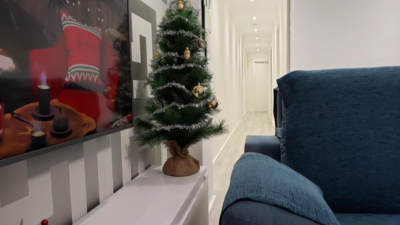 Stylish & Spacious Family Apartment Near Beach & Vibrant Historic Market Αλικάντε Εξωτερικό φωτογραφία